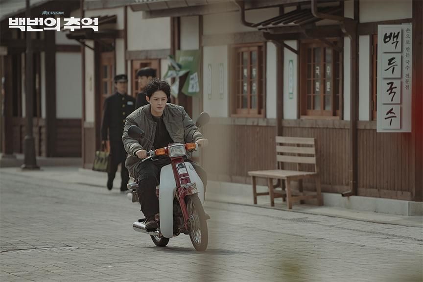 Attachment for 4 Teori Penonton yang Ternyata Salah di Akhir A Hundred Memories