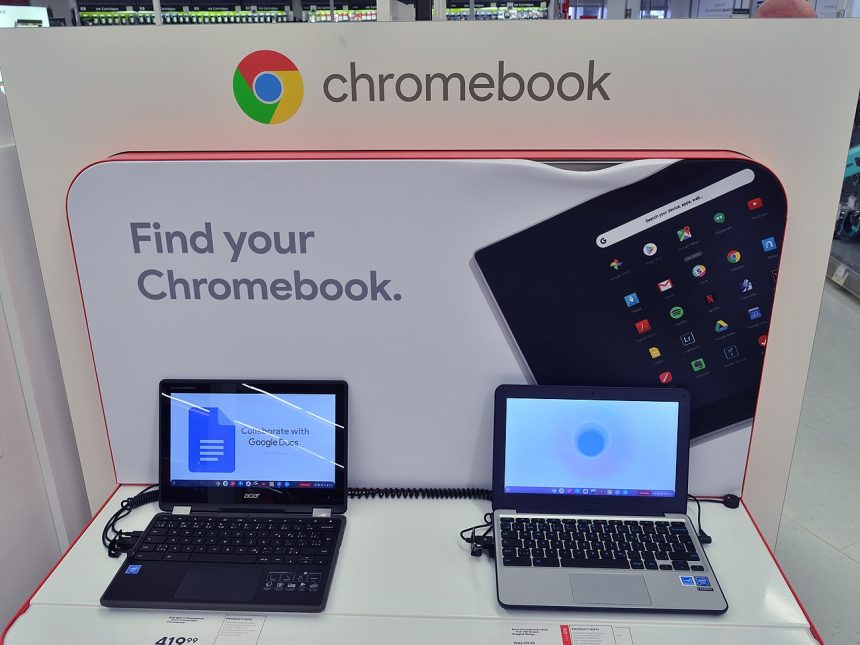 chromebook | photo by Wikimedia Commons