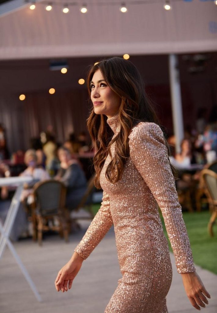 warna kulit yang cocok dengan baju warna rose gold