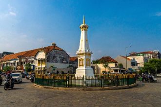Attachment for Yogyakarta uji batasan kendaraan besar di Tugu Nol