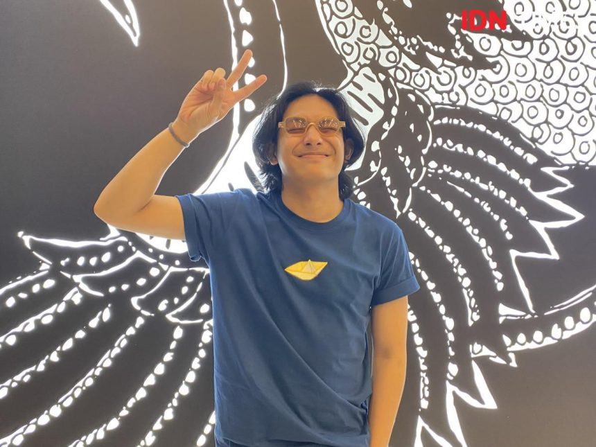 Attachment for Bintang Perahu Kertas, Dewara Zaqqy Diiringi Sukses Adipati