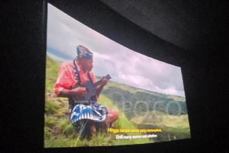 Attachment for Titi Radjo Padmaja Bawa Musik Jungga dalam Film Perdananya, Swaradwipa