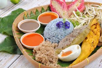 Attachment for Nasi Kerabu Khas Malaysia yang Mirip Nasi Ulam