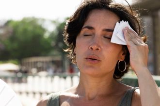 Attachment for Fungsi Ectoin di Skincare: Perlindungan Alami untuk Kulit Sensitif