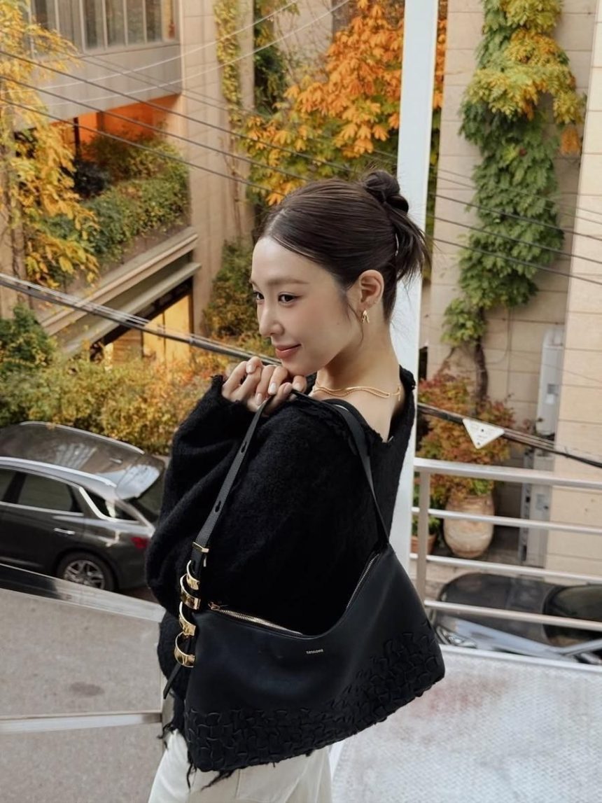 Attachment for Eksplorasi Gaya Rambut Tiffany yang Segar dan Muda