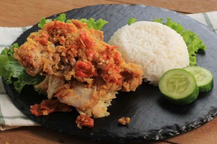 Attachment for Jelajah Rasa Parakan: 10 Restoran Terkenal Dekat Stasiun