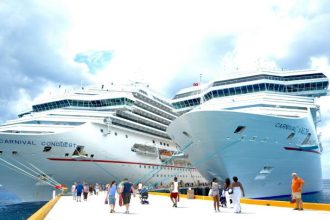 Attachment for Prancis Akan Kenakan Pajak Wisatawan Kapal Pesiar