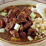 Attachment for Rawon Pincuk Aroma Daun Pisang Jadi Ikon Kuliner Jember, Laku 200 Porsi Harian