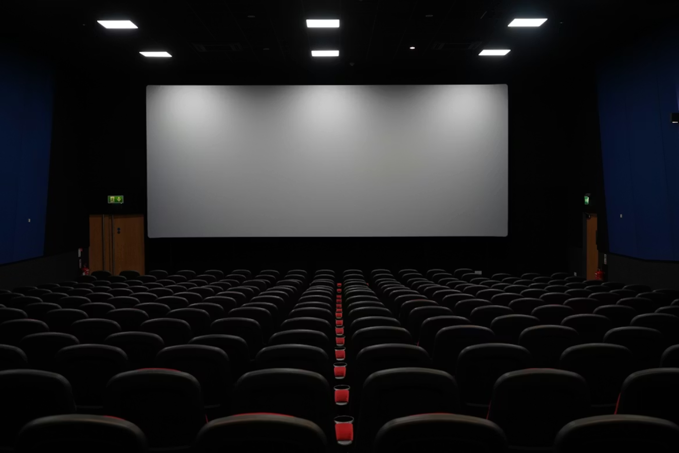 Film bioskop yang tayang Lebaran 2026 | Geoffrey Moffet (Unsplash)